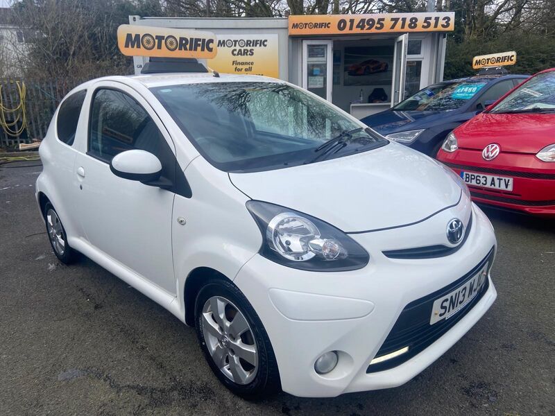 View TOYOTA AYGO 1.0 VVT-i Fire Euro 5 3dr